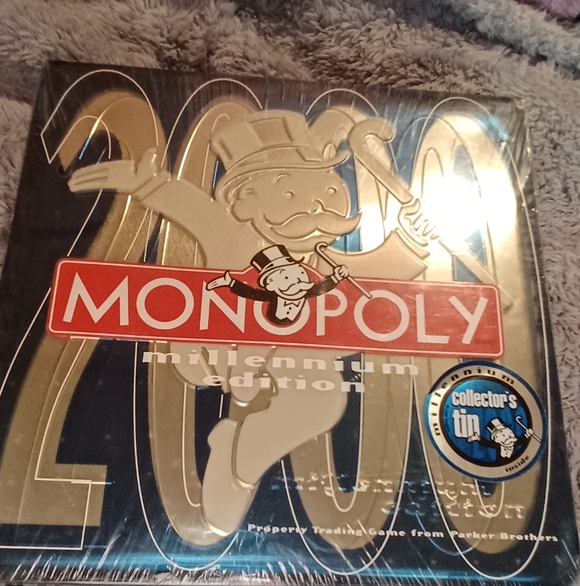 Monopoly Millennium Edition Board Game - Picture 1 of 4